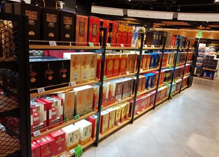 酒香不怕巷子深，这5款超市白酒当红无疑，纯粮酿造，好喝不贵